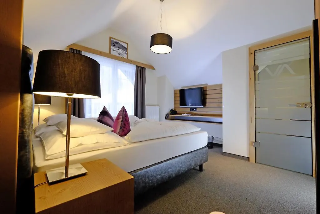 Hotel Vista Allegra Ischgl 4*,